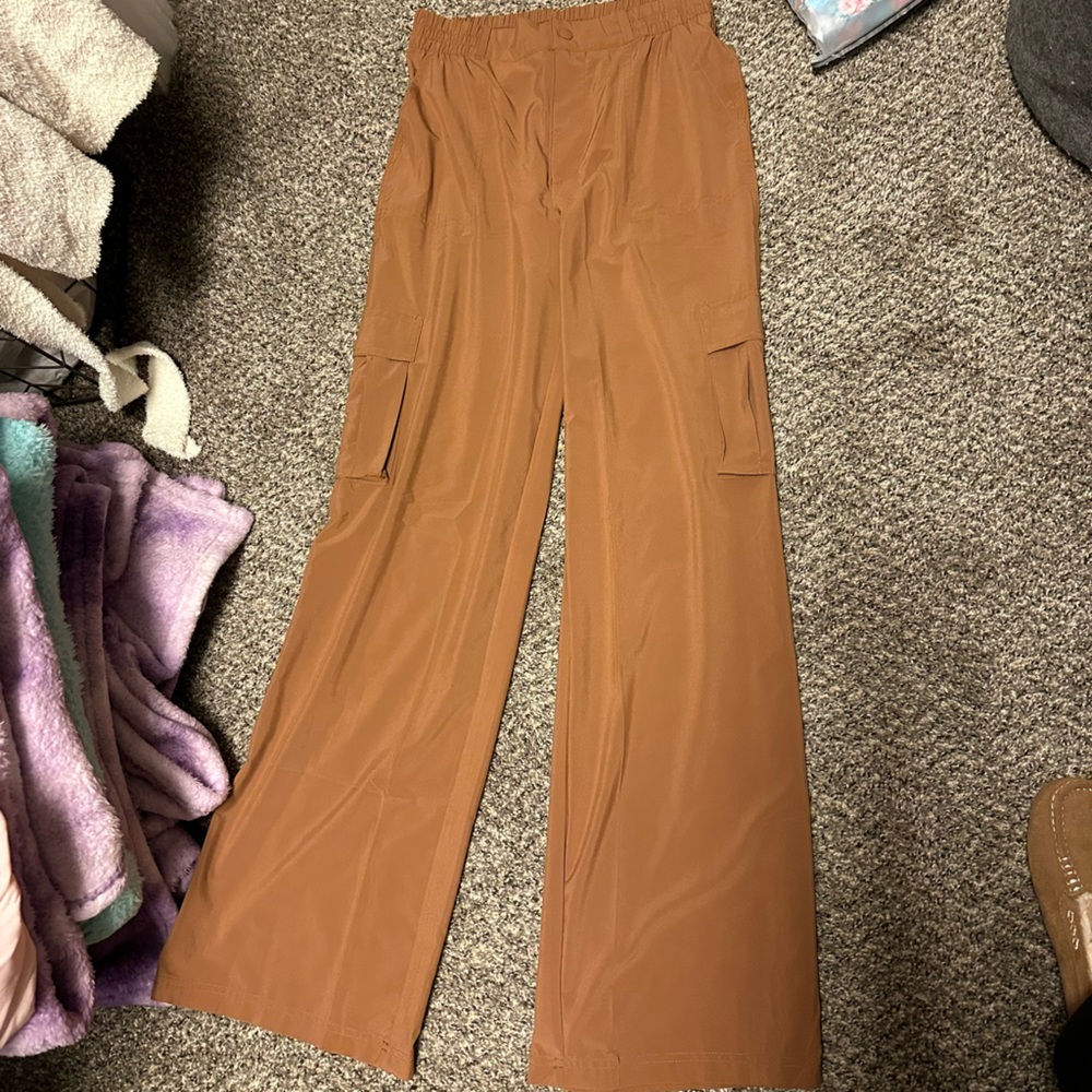 Aerie Offline size medium LONG loose trouser pant